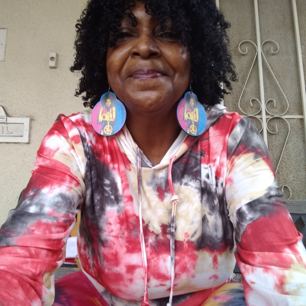 Afrocentric ear rings multicolored